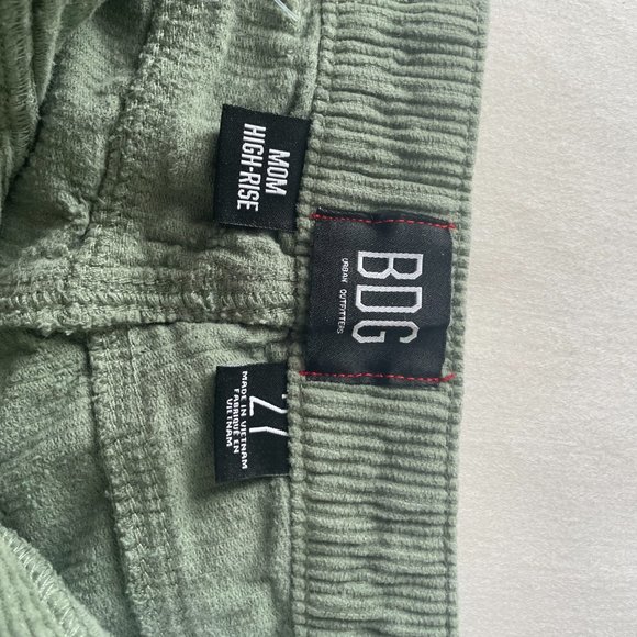 Urban Outfitters BDG Green Corduroy High Waisted Pant - Picture 4 of 6